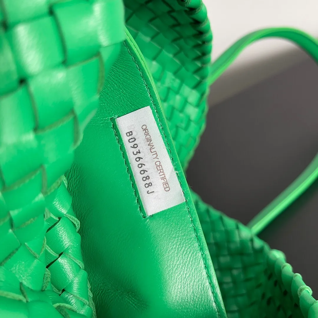 All categories 💚 Authentic bags 💚 BV 2025 new BV handbags